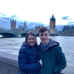 Meet your Posher, Carolyn